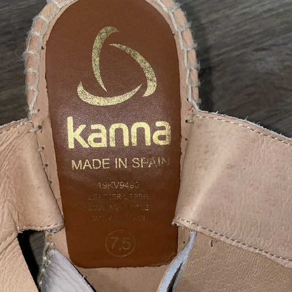 Kanna leather Wedges size - 7.5 - Picture 8 of 8